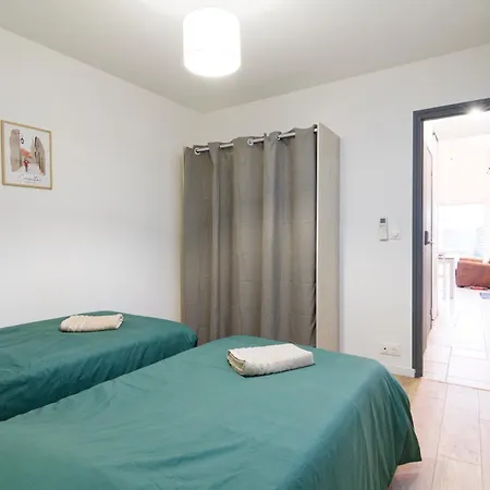 Du Cellier - Jardin Et Terrasse *